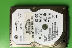 南京某i客户笔记本硬盘摔掉地上，成功恢复数据